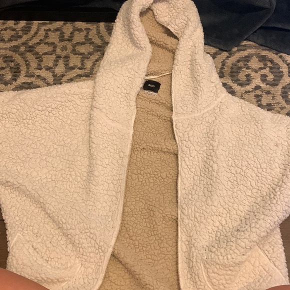 Fluffy Fake sheep fur sweater - Picture 1 of 1